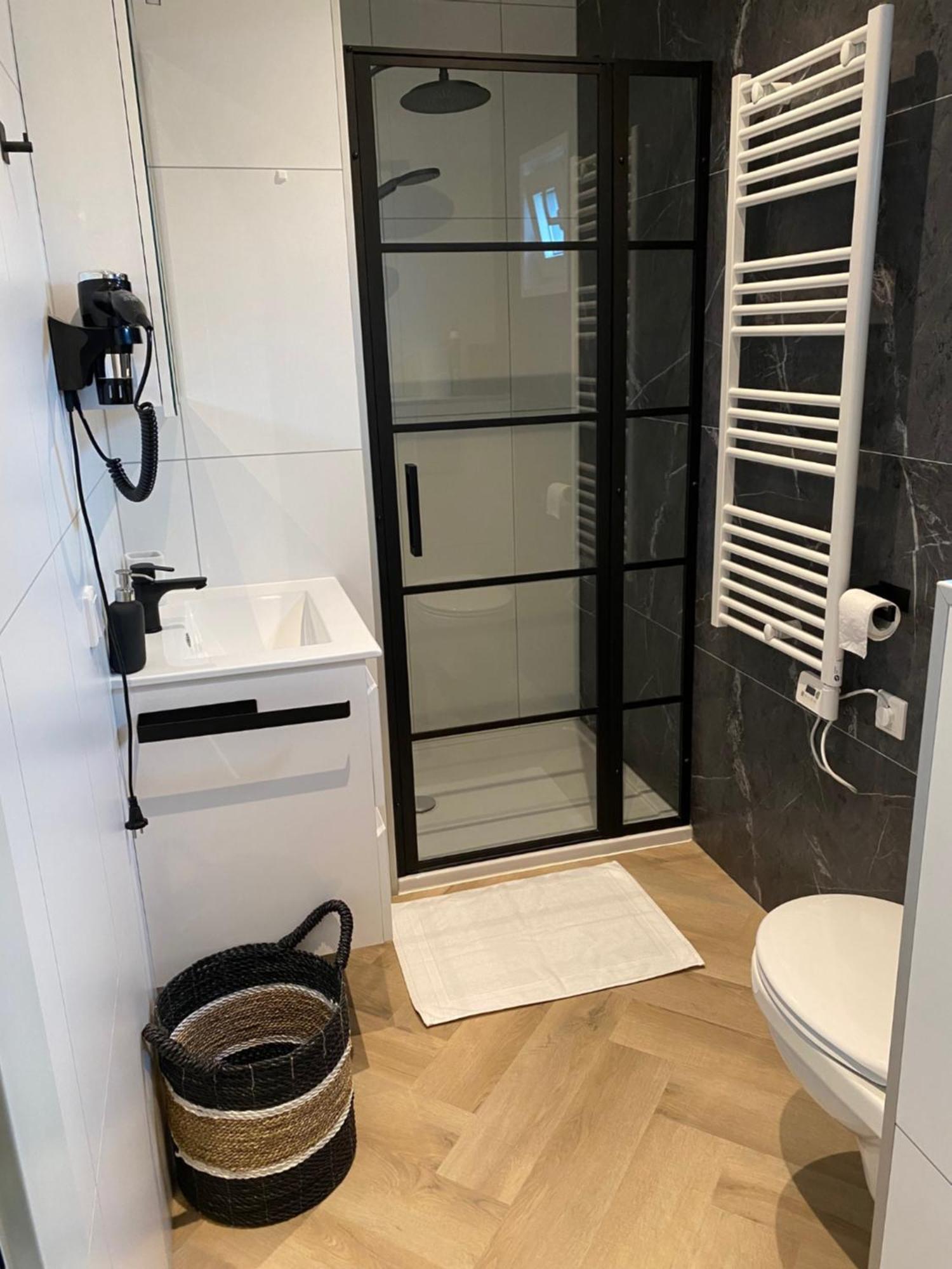 Nieuw Luxe 4P Eco Lodge Naast Het Bos Op De Veluwe Ermelo Luaran gambar
